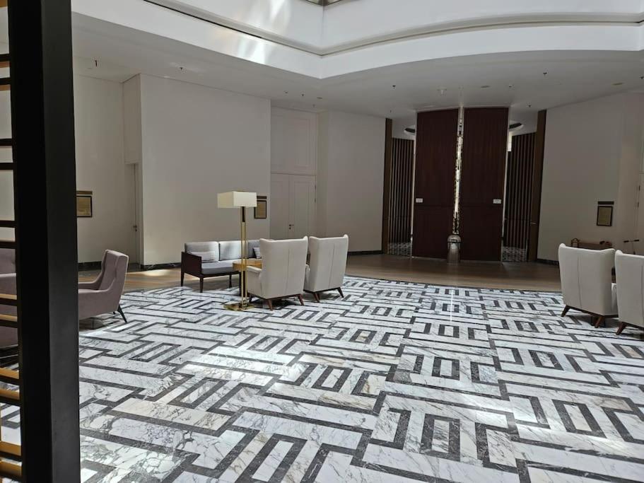 Apartment 2br Flat Taman Anggrek Jakarta